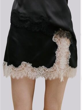 MANGO Falda Tamara Satin & Lace Miniskirt